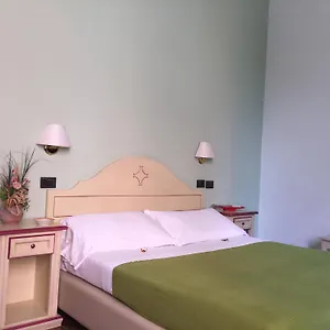 2* Hotel Benvenuti